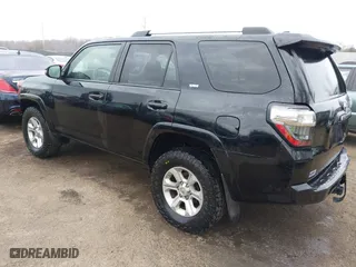 2019 Toyota 4Runner SR5 with VIN JTEBU5JR8K5700020, listed as a IAAI auction lot 41691677 with 70,562 mi miles. Bid and sale history available at carsss.com. Image 3.