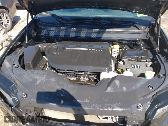 2019 Jeep Cherokee Latitude with VIN 1C4PJMCX4KD330019, listed as a IAAI auction lot 41643077 with 52,007 mi miles. Bid and sale history available at carsss.com. Image 10.