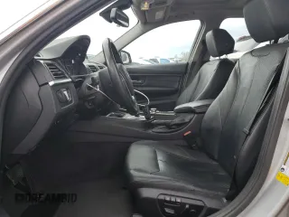 2012 BMW 3 Series 335i z VIN WBA3A9C59CF270610, wystawiony jako Copart lot #51292985 z przebiegiem 132 379 mil mil oraz Szkoda całkowita • Salvage title. Historia ofert i sprzedaży dostępna na DreamBid. Obrazek 7.