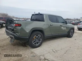 2022 Rivian R1T Launch Edition z VIN 7FCTGAAL2NN000433, wystawiony jako Copart lot #46680705 z przebiegiem Nie podano mil oraz Szkody całkowita. Historia ofert i sprzedaży dostępna na DreamBid. Obrazek 3.