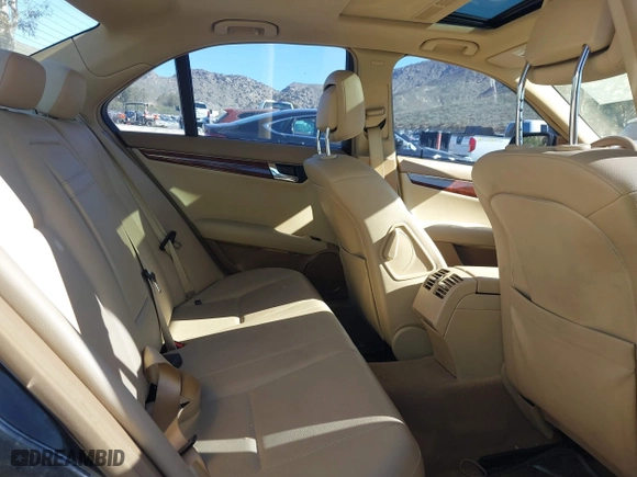 2008 Mercedes-Benz C-Class 3.0L Sport with VIN WDDGF54XX8F068029, listed as a IAAI auction lot 41626868 with 86,375 mi miles. Bid and sale history available at carsss.com. Image 8.