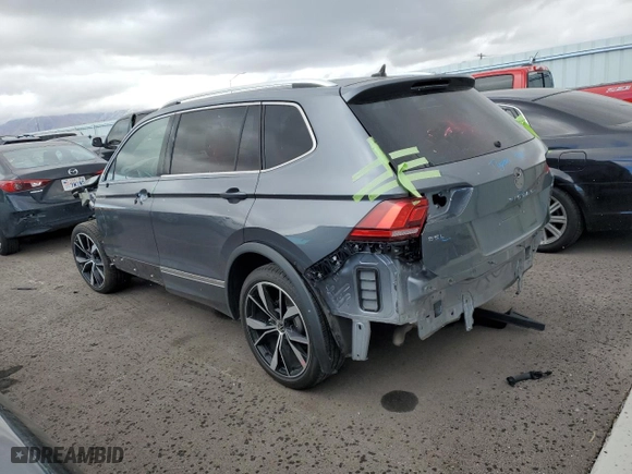 2024 Volkswagen Tiguan SEL R-Line with VIN 3VV4B7AXXRM078328, listed as a Copart auction lot 83081424 with 11,968 mi miles and Salvage Title. Bid and sale history available at carsss.com. Image 2.