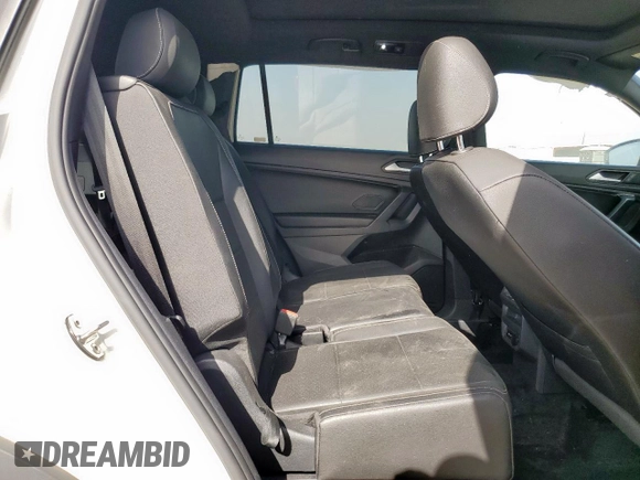 2021 Volkswagen Tiguan SE z VIN 3VV3B7AX9MM003432, wystawiony jako Copart lot #63422315 z przebiegiem 64 531 mil mil oraz Czysty tytuł • Clean title. Historia ofert i sprzedaży dostępna na DreamBid. Obrazek 11.