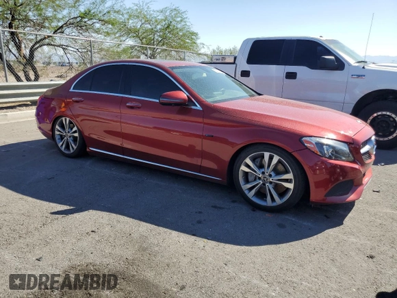 2018 Mercedes-Benz C 350e with VIN 55SWF4HBXJU235738, listed as a Copart auction lot 60410875 with 84,142 mi miles and Clean title. Bid and sale history available at DreamBid. Image 4.
