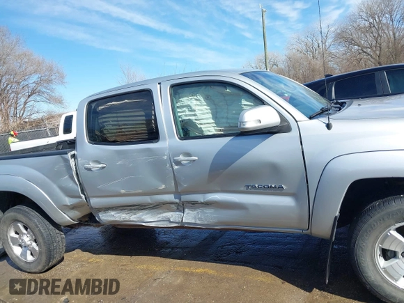 2013 Toyota Tacoma with VIN 3TMMU4FN8DM054973, listed as a IAAI auction lot 41659232 with 113,734 mi miles. Bid and sale history available at carsss.com. Image 6.