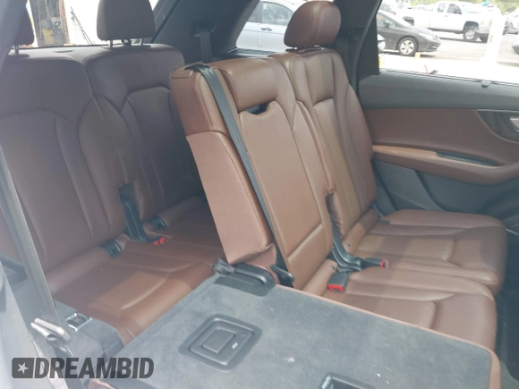 2017 Audi Q7 Prestige with VIN WA1VAAF73HD037362, listed as a IAAI auction lot 42423433 with 71,357 mi miles and . Bid and sale history available at DreamBid. Image 8.