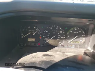 1997 Volkswagen EuroVan с VIN WV3AH8709VH082723, выставлен на аукционе Copart как лот 74735664 с пробегом 122 885 миль миль и Чистый • Clean title. История ставок и продаж доступна на DreamBid. Изображение 8.