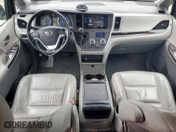 2015 Toyota Sienna XLE with VIN 5TDYK3DC7FS647939, listed as a Copart auction lot 60900055 with 249,551 mi miles and Clean title. Bid and sale history available at DreamBid. Image 8.