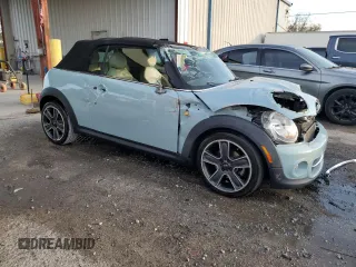 2012 MINI Convertible z VIN WMWZN3C59CT135351, wystawiony jako Copart lot #86711044 z przebiegiem 93 515 mil mil oraz Nie do naprawy • Non repairable. Historia ofert i sprzedaży dostępna na DreamBid. Obrazek 4.