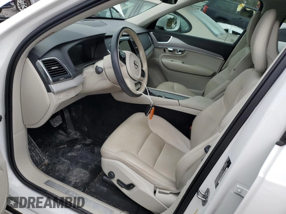 2021 Volvo XC90 Momentum z VIN YV4102CK2M1751708, wystawiony jako Copart lot #85919094 z przebiegiem 57 793 mil mil oraz Szkoda całkowita • Salvage title. Historia ofert i sprzedaży dostępna na DreamBid. Obrazek 7.
