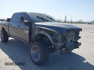 2014 Ram 2500 Tradesman z VIN 3C6UR5CL8EG321112, wystawiony jako IAAI lot #41791292 z przebiegiem 225 673 mil mil oraz . Historia ofert i sprzedaży dostępna na DreamBid. Obrazek 1.