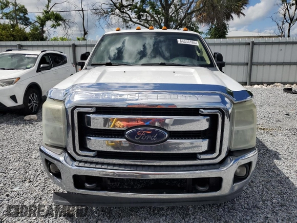 2015 Ford F-350 Lariat with VIN 1FT8W3CT1FEA51785, listed as a Copart auction lot 64638165 with 431,065 mi miles and Salvage title. Bid and sale history available at DreamBid. Image 5.