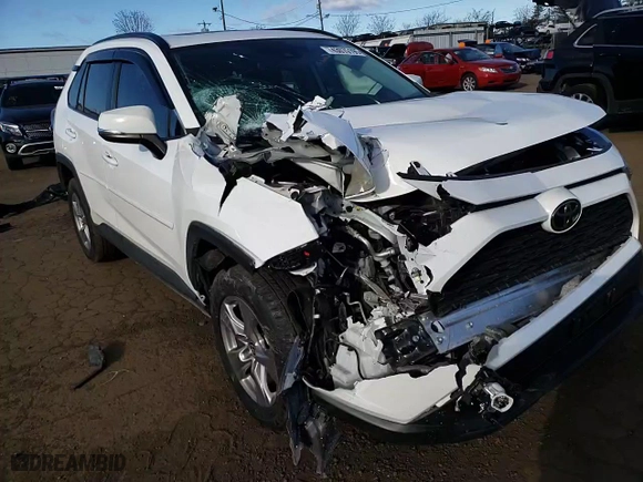 2022 Toyota RAV4 XLE with VIN 2T3P1RFV2NC274355, listed as a Copart auction lot 43070195 with 43,054 mi miles and Salvage Title. Bid and sale history available at carsss.com. Image 11.