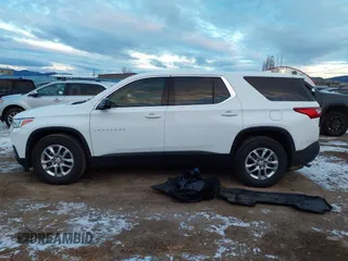 2020 Chevrolet Traverse LS with VIN 1GNEVFKW9LJ302128, listed as a IAAI auction lot 41033122 with 44,539 mi miles. Bid and sale history available at carsss.com. Image 14.