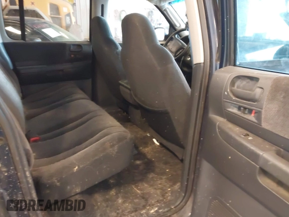 2003 Dodge Dakota SLT with VIN 1D7HL48N63S177233, listed as a IAAI auction lot 42167711 with 163,511 mi miles and . Bid and sale history available at carsss.com. Image 8.
