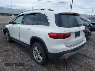 2021 Mercedes-Benz GLB 250 с VIN W1N4M4GB1MW091148, выставлен на аукционе IAAI как лот 42251648 с пробегом 67 415 миль миль и . История ставок и продаж доступна на DreamBid. Изображение 3.