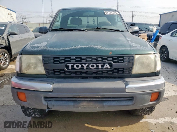 2000 Toyota Tacoma PreRunner with VIN 4TASM92N7YZ598102, listed as a Copart auction lot 57183275 with 437,896 mi miles and Clean title. Bid and sale history available at DreamBid. Image 5.