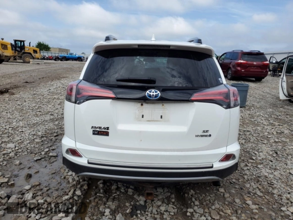2017 Toyota RAV4 SE with VIN JTMJJREV4HD103677, listed as a Copart auction lot 62130795 with 179,588 mi miles and Clean title. Bid and sale history available at DreamBid. Image 6.