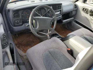 1999 Dodge Dakota SLT with VIN 1B7GL22X7XS121831, listed as a Copart auction lot 43424265 with 201,511 mi miles and Salvage Title. Bid and sale history available at carsss.com. Image 8.