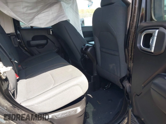 2024 Jeep Wrangler Willys с VIN 1C4RJXN68RW145341, выставлен на аукционе IAAI как лот 42107372 с пробегом 15 101 миль миль и . История ставок и продаж доступна на DreamBid. Изображение 8.