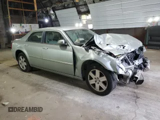 2006 Chrysler 300 Touring with VIN 2C3KK53G26H336220, listed as a Copart auction lot 71821214 with 110,343 mi miles and Salvage Title. Bid and sale history available at carsss.com. Image 4.