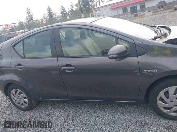 2015 Toyota Prius One z VIN JTDKDTB32F1575905, wystawiony jako IAAI lot #42152447 z przebiegiem 141 061 mil mil oraz . Historia ofert i sprzedaży dostępna na DreamBid. Obrazek 13.