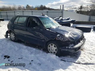 1998 Volkswagen Golf z VIN 3VWFA81H7WM245388, wystawiony jako Copart lot #51585355 z przebiegiem Nie podano mil oraz Nie do naprawy • Non repairable. Historia ofert i sprzedaży dostępna na DreamBid. Obrazek 4.