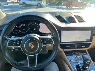 2019 Porsche Cayenne E-Hybrid with VIN WP1AE2AY1KDA51961, listed as a Copart auction lot 43854295 with 109,233 mi miles and Clean title. Bid and sale history available at DreamBid. Image 7.