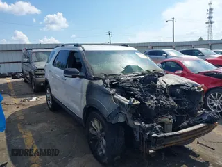 2014 Ford Explorer XLT z VIN 1FM5K7D83EGA38115, wystawiony jako IAAI lot #42133948 z przebiegiem Nie podano mil oraz . Historia ofert i sprzedaży dostępna na DreamBid. Obrazek 1.