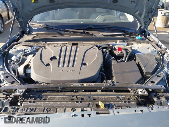 2024 Volvo S60 Plus Dark Theme with VIN 7JRL12TL5RG324532, listed as a IAAI auction lot 42004470 with Not provided miles and . Bid and sale history available at DreamBid. Image 10.