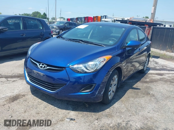 2013 Hyundai Elantra GLS z VIN KMHDH4AE0DU564978, wystawiony jako IAAI lot #39801664 z przebiegiem 40 046 mil mil oraz . Historia ofert i sprzedaży dostępna na DreamBid. Obrazek 2.