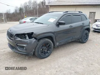 2022 Jeep Cherokee X with VIN 1C4PJMCX2ND540915, listed as a IAAI auction lot 41490266 with 67,388 mi miles. Bid and sale history available at carsss.com. Image 18.