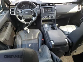 2017 Land Rover Discovery SE z VIN SALRGBBV0HA039435, wystawiony jako Copart lot #58553955 z przebiegiem 136 067 mil mil oraz Czysty tytuł • Clean title. Historia ofert i sprzedaży dostępna na DreamBid. Obrazek 8.
