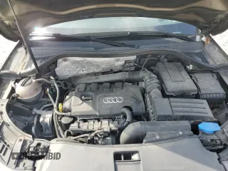 2015 Audi Q3 Premium Plus with VIN WA1EFCFS7FR005709, listed as a Copart auction lot 58533725 with 84,527 mi miles and Clean title. Bid and sale history available at DreamBid. Image 12.