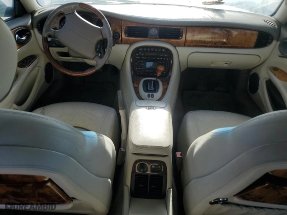 2002 Jaguar XJ VDP with VIN SAJDA24C52LF42702, listed as a Copart auction lot 41927545 with 0 mi miles and Salvage Title. Bid and sale history available at carsss.com. Image 8.