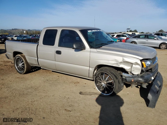 2006 Chevrolet Silverado 1500 LS with VIN 1GCEC19X86Z113816, listed as a Copart auction lot 44945075 with 153,592 mi miles and Non Repairable. Bid and sale history available at carsss.com. Image 4.