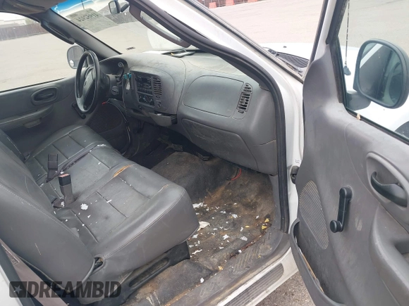 2003 Ford F-150 XL with VIN 1FTRF17273NA15637, listed as a IAAI auction lot 41952924 with 215,704 mi miles and . Bid and sale history available at DreamBid. Image 5.