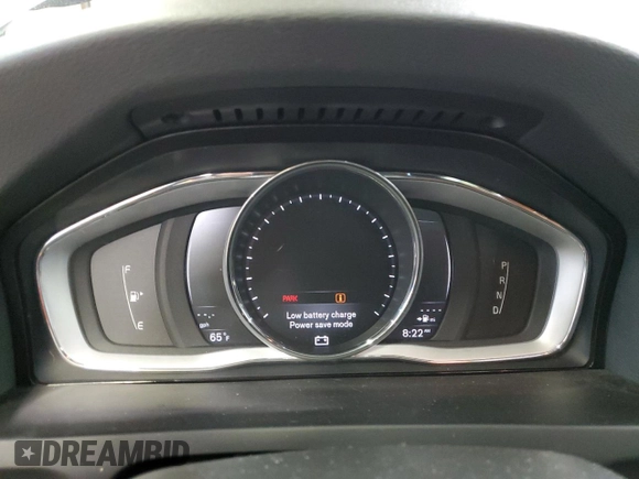 2018 Volvo S60 Inscription z VIN LYV402HK0JB171760, wystawiony jako Copart lot #45929395 z przebiegiem Nie podano mil oraz Szkoda całkowita • Salvage title. Historia ofert i sprzedaży dostępna na DreamBid. Obrazek 9.