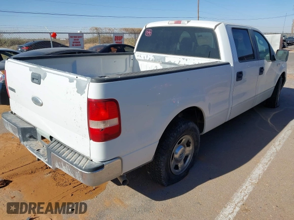 2007 Ford F-150 XLT z VIN 1FTPW12V17KD07249, wystawiony jako IAAI lot #41904403 z przebiegiem 125 852 mil mil oraz . Historia ofert i sprzedaży dostępna na DreamBid. Obrazek 4.