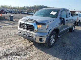 2008 Toyota Tundra 4WD Truck with VIN 5TFBV54148X073823, listed as a IAAI auction lot 42017595 with 33,107 mi miles. Bid and sale history available at carsss.com. Image 17.