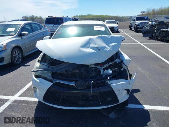 2017 Toyota Camry XLE with VIN 4T1BF1FK5HU626990, listed as a IAAI auction lot 41849883 with 1 mi miles. Bid and sale history available at carsss.com. Image 11.