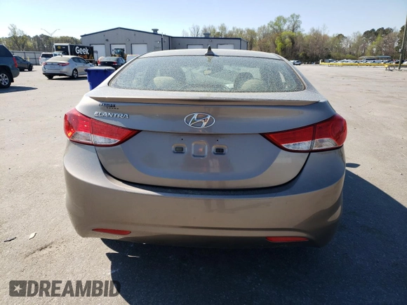 2013 Hyundai Elantra GLS z VIN 5NPDH4AE1DH256619, wystawiony jako Copart lot #50624295 z przebiegiem 99 006 mil mil oraz Szkoda całkowita • Salvage title. Historia ofert i sprzedaży dostępna na DreamBid. Obrazek 6.