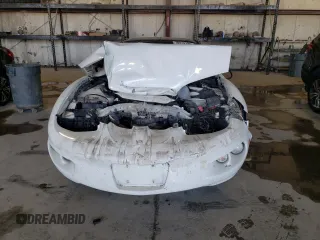2001 Pontiac Firebird Formula z VIN 2G2FV22G212134322, wystawiony jako Copart lot #70813194 z przebiegiem Nie podano mil oraz Szkody całkowita. Historia ofert i sprzedaży dostępna na DreamBid. Obrazek 5.