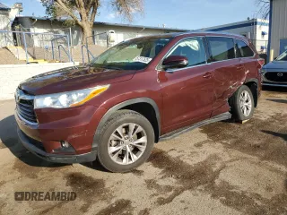 2014 Toyota Highlander XLE z VIN 5TDJKRFH9ES066230, wystawiony jako Copart lot #57317525 z przebiegiem 137 273 mil mil oraz Szkoda całkowita • Salvage title. Historia ofert i sprzedaży dostępna na DreamBid. Obrazek 1.