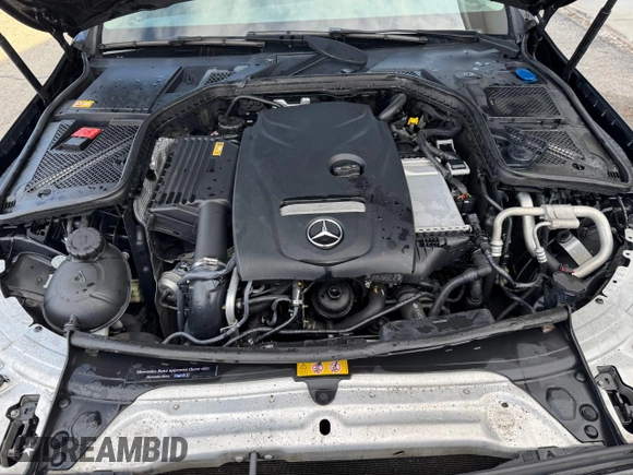 2015 Mercedes-Benz C 300 Luxury with VIN 55SWF4KB6FU080735, listed as a Copart auction lot 47781935 with 122,005 mi miles and Clean title. Bid and sale history available at DreamBid. Image 7.