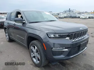 2024 Jeep Grand Cherokee Limited z VIN 1C4RJHBG2RC162673, wystawiony jako IAAI lot #41982734 z przebiegiem 10 313 mil mil oraz . Historia ofert i sprzedaży dostępna na DreamBid. Obrazek 1.