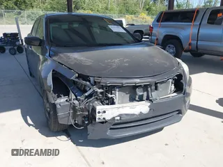 2015 Nissan Altima SV z VIN 1N4AL3AP4FC155883, wystawiony jako IAAI lot #42372983 z przebiegiem 75 740 mil mil oraz . Historia ofert i sprzedaży dostępna na DreamBid. Obrazek 6.