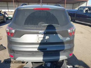 2017 Ford Escape SE z VIN 1FMCU0GD9HUB38906, wystawiony jako IAAI lot #41772488 z przebiegiem 108 259 mil mil oraz . Historia ofert i sprzedaży dostępna na DreamBid. Obrazek 17.