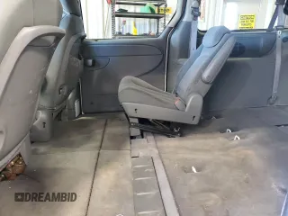 2005 Dodge Caravan SXT with VIN 2D4GP44L35R246076, listed as a Copart auction lot 52120915 with 217,861 mi miles and Non Repairable. Bid and sale history available at DreamBid. Image 11.