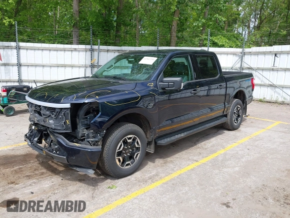 2023 Ford F-150 Lightning Pro with VIN 1FTVW1EL6PWG30061, listed as a IAAI auction lot 42362295 with 22,481 mi miles and . Bid and sale history available at DreamBid. Image 19.